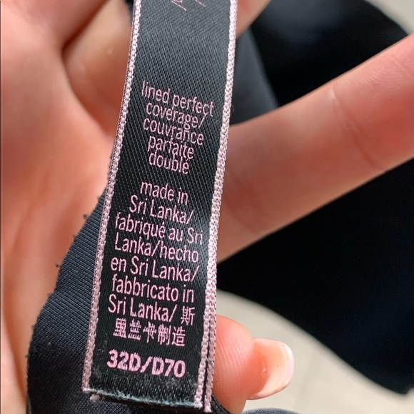 Victoria’s Secret Lined Perfect Coverage Black Bra - Picture 8 of 9